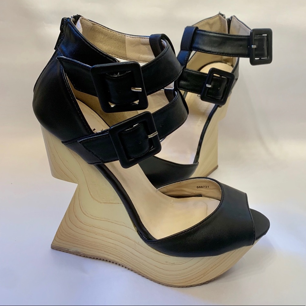 Black Invisible High Heel